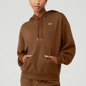 Alo Yoga Accolade Hoodie in Cinnamon Brown - Size Small